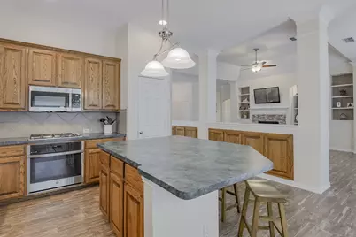 6507 Fannin Farm Way, Arlington, TX 76001 - Photo 12