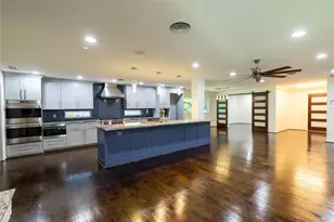 10872 Caprock Cir, Dallas, TX 75218 - Photo 8