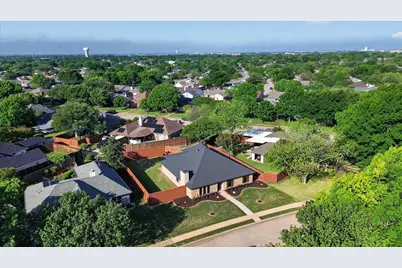 1402 Country Lane, Allen, TX 75002 - Photo 2