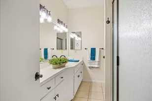 8511 Westover Ct, Granbury, TX 76049 - Photo 16