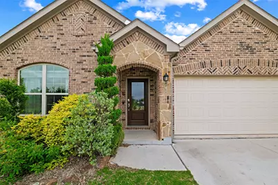 9201 Acre Meadows Lane, Arlington, TX 76002 - Photo 2