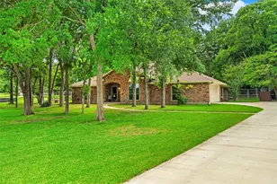 217 Valley Ranch Rd, Weatherford, TX 76087 - Photo 4