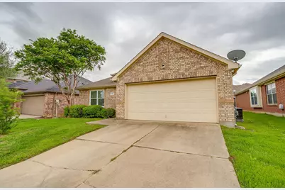 620 Horn Street, Crowley, TX 76036 - Photo 8
