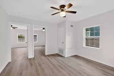 1210 Grant Street, Dallas, TX 75203 - Photo 8
