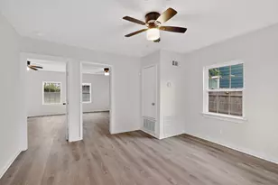 1210 Grant St, Dallas, TX 75203 - Photo 8