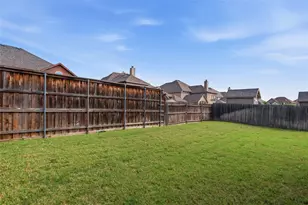 2461 Kingsgate Dr, Little Elm, TX 75068 - Photo 38