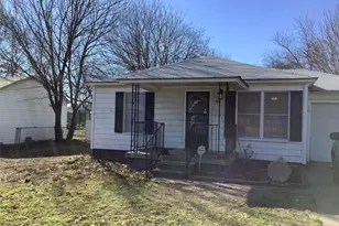 213 Donald St, White Settlement, TX 76108 - Photo 2