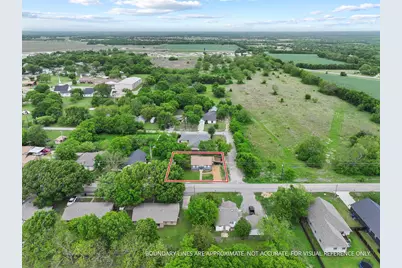 312 E Saunders Street, Trenton, TX 75490 - Photo 2