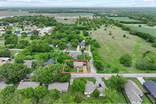 312 E Saunders St, Trenton, TX 75490 - Photo 2