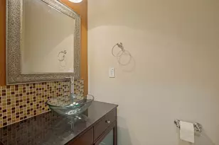5996 Clearwater Dr, The Colony, TX 75056 - Photo 12