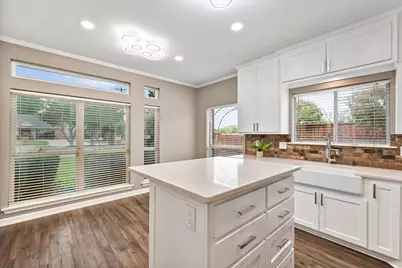 5401 Emerald Park Boulevard, Arlington, TX 76017 - Photo 10