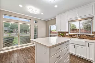 5401 Emerald Park Blvd, Arlington, TX 76017 - Photo 10