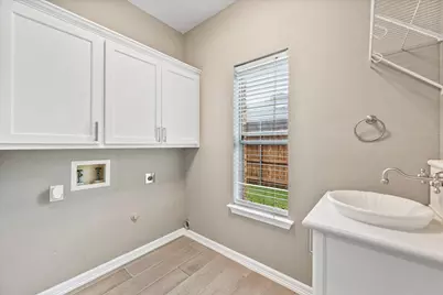 5401 Emerald Park Boulevard, Arlington, TX 76017 - Photo 22