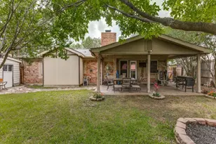 309 Georgetown Dr, Everman, TX 76140 - Photo 24