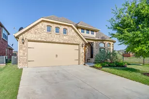 237 Bayonet Dr, Fort Worth, TX 76108 - Photo 2