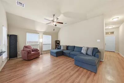 10808 Aurora Drive, Waco, TX 76708 - Photo 6