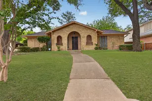 6010 Hunters View Ln, Dallas, TX 75232 - Photo 2
