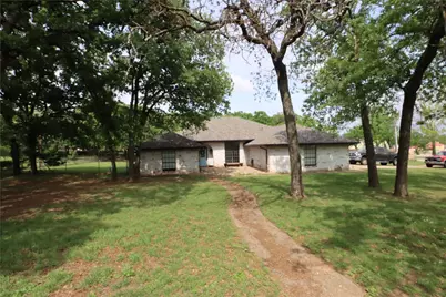 100 Thousand Oaks Lane, Joshua, TX 76058 - Photo 2