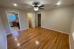 805 20th St, Plano, TX 75074 - Photo 2