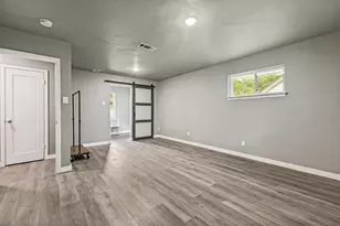 11336 Drummond Dr, Dallas, TX 75228 - Photo 16