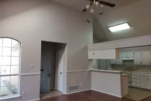 940 S Old Orchard Ln, Lewisville, TX 75067 - Photo 2
