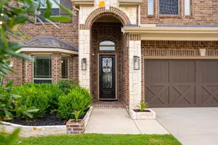 1417 Carlet Dr, Little Elm, TX 75068 - Photo 2