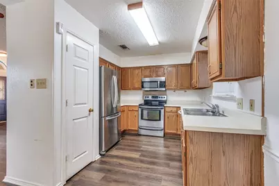 721 Deauville Drive, Fort Worth, TX 76108 - Photo 4
