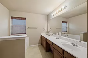 612 Owen Trail, Grand Prairie, TX 75051 - Photo 18
