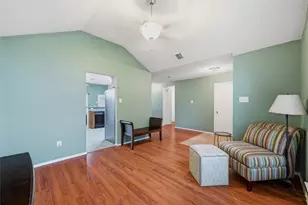 612 Owen Trail, Grand Prairie, TX 75051 - Photo 6