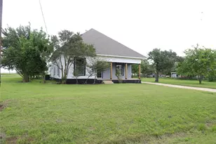 4910 Fm 339 N, Prairie Hill, TX 76678 - Photo 2