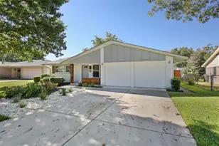 525 Melrose Dr, Richardson, TX 75080 - Photo 2