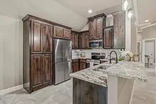 5003 Frio Dr, Granbury, TX 76048 - Photo 6