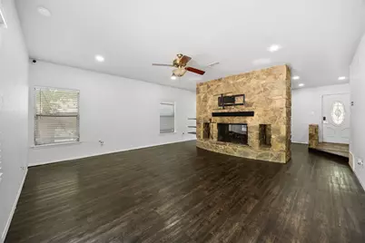 3911 Shady Valley Drive, Arlington, TX 76013 - Photo 16