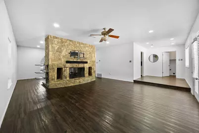 3911 Shady Valley Drive, Arlington, TX 76013 - Photo 4