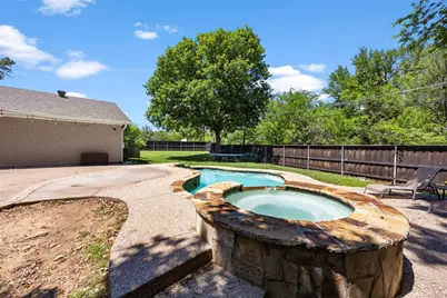 3911 Shady Valley Drive, Arlington, TX 76013 - Photo 32