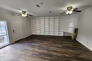 1401 E Sherman Dr, Denton, TX 76209 - Photo 24