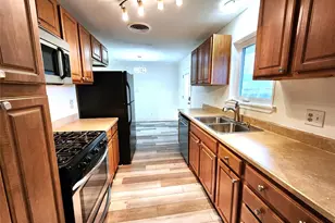 1401 E Sherman Dr, Denton, TX 76209 - Photo 6