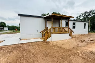 5900 Arrowhead Dr, Granbury, TX 76048 - Photo 4