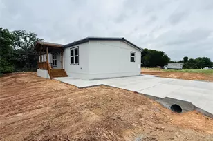 5900 Arrowhead Dr, Granbury, TX 76048 - Photo 1