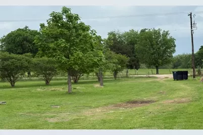 4913 N Fm 1752, Savoy, TX 75479 - Photo 1