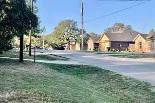 409 N Cedar St, Springtown, TX 76082 - Photo 2