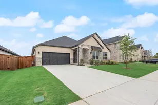 2308 Valencia Dr, Little Elm, TX 75068 - Photo 6