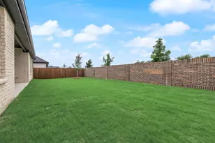 2308 Valencia Dr, Little Elm, TX 75068 - Photo 38