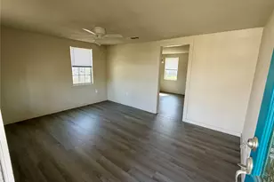 211 Sperry Ln, Red Oak, TX 75154 - Photo 2