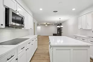 5805 Wedgmont Cir N, Fort Worth, TX 76133 - Photo 8