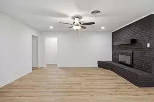 5805 Wedgmont Cir N, Fort Worth, TX 76133 - Photo 10