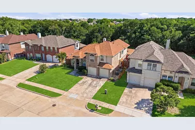 1136 Breezewood Drive, Lewisville, TX 75077 - Photo 6