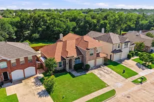 1136 Breezewood Dr, Lewisville, TX 75077 - Photo 8