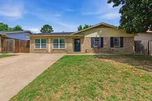 1505 Montclair St, Arlington, TX 76015 - Photo 1
