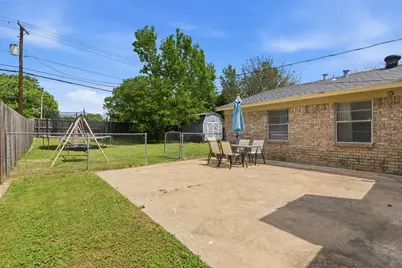 1505 Montclair Street, Arlington, TX 76015 - Photo 14